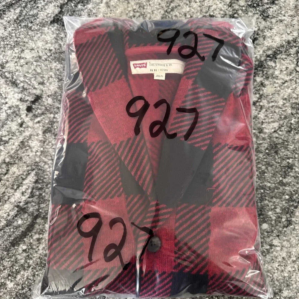 Levi's Buffalo Plaid Cardigan Mens L Red Black Excellent Shawl Collar Knit #927